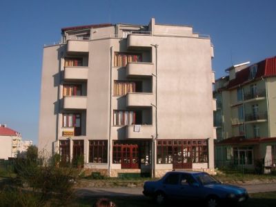 Отель, гостиница в Несебре, Болгария, 1 500 м2 - фото 1