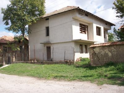 Дом Болгария-Велико-Тырново-Стражица, Болгария, 1 000 м2 - фото 1