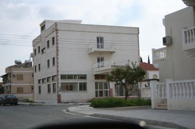 Отель, гостиница Ларнака, Декелья, Кипр, 880 м2 - фото 1