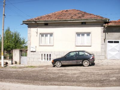 Дом Болгария-Тарговиште-Попово, Болгария, 1 000 м2 - фото 1