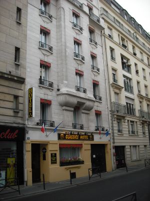 Отель, гостиница в Париже, Франция, 2 000 м² - фото 1