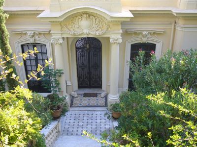 Особняк на Кап-Ферра, Франция, 1 500 м² - фото 1