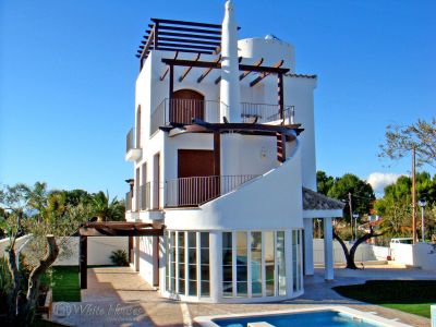 Дом на Коста-Дорада, Испания, 350 м² - фото 1