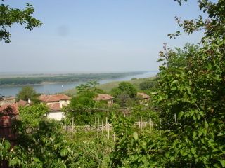 Земля во Враце, Болгария, 1 700 м² - фото 1