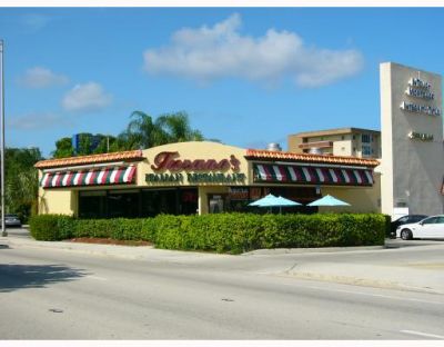Кафе, ресторан в Майами, США, 200 м2 - фото 1