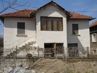 Дом во Враце, Болгария, 90 м2 - фото 1