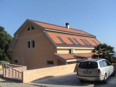 Вилла в Улцине, Черногория, 360 м² - фото 1