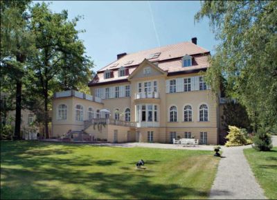 Дом в Берлине, Германия, 1 050 м² - фото 1