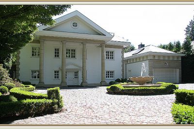 Особняк в Дюссельдорфе, Германия, 665 м² - фото 1