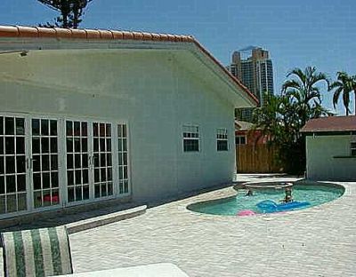 Дом в Майами, США, 200 м2 - фото 1