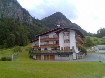 Отель, гостиница в Тироле, Австрия, 2 700 м2 - фото 1