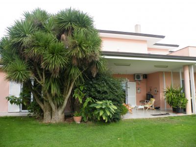 Дом в Анцио, Италия, 550 м2 - фото 1
