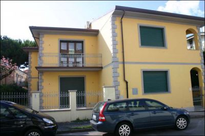 Дом в Виареджо, Италия, 175 м2 - фото 1