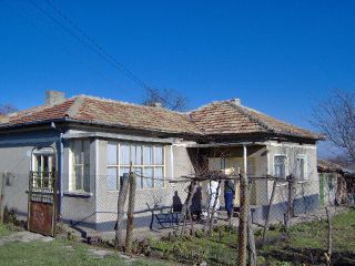 Дом в Добриче, Болгария, 1 800 м2 - фото 1