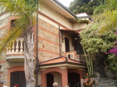 Дом в Сан-Ремо, Италия, 500 м2 - фото 1