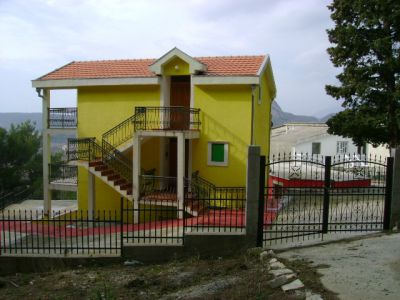 Дом в Сутоморе, Черногория, 230 м2 - фото 1