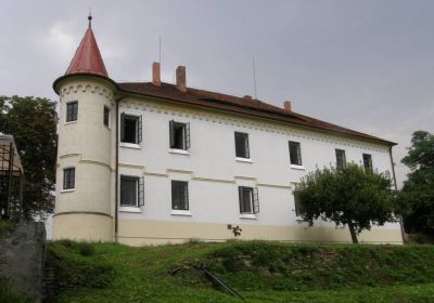 Особняк в Градец-Кралове, Чехия, 800 м² - фото 1