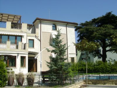 Особняк в Варне, Болгария, 600 м² - фото 1