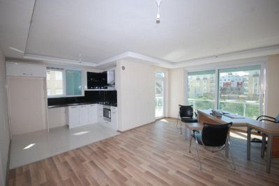 Квартира в Анталии, Турция, 80 м² - фото 1