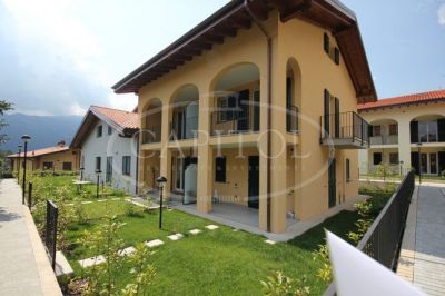 Квартира у озера Комо, Италия, 56 м² - фото 2