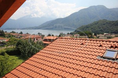 Квартира у озера Комо, Италия, 56 м² - фото 9