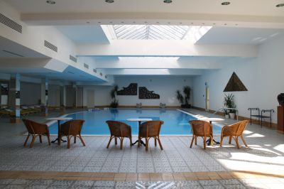 Отель, гостиница в Висбадене, Германия, 6 540 м² - фото 1