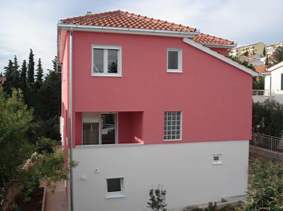 Дом Уютная вилла на три апартамента в Рогознице., Хорватия, 322 м² - фото 1