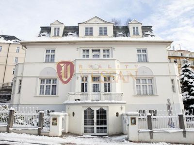 Отель, гостиница в Марианске-Лазне, Чехия, 760 м² - фото 1
