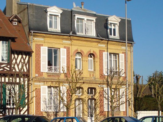 Особняк в Нормандии, Франция, 170 м² - фото 1