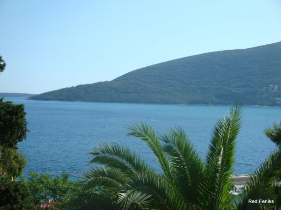 Квартира в Херцег-Нови, Черногория, 85 м² - фото 1