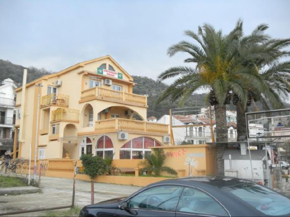 Отель, гостиница в Херцег-Нови, Черногория, 480 м² - фото 1