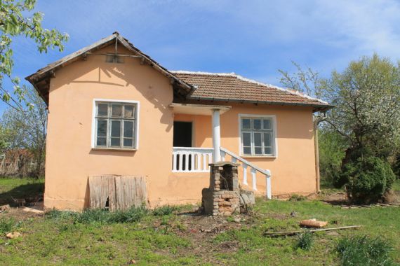 Дом в Монтане, Болгария, 50 м² - фото 1