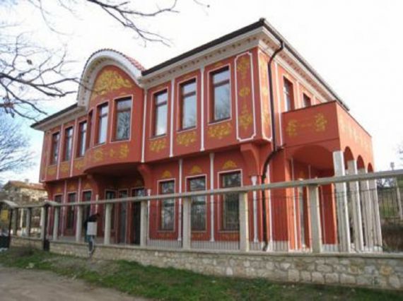 Особняк в Варне, Болгария, 257 м² - фото 1