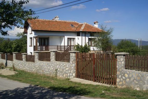 Вилла в Боровце, Болгария, 200 м² - фото 1