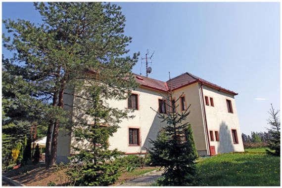 Отель, гостиница в Йиндржихув-Градец, Чехия, 20 000 м² - фото 1
