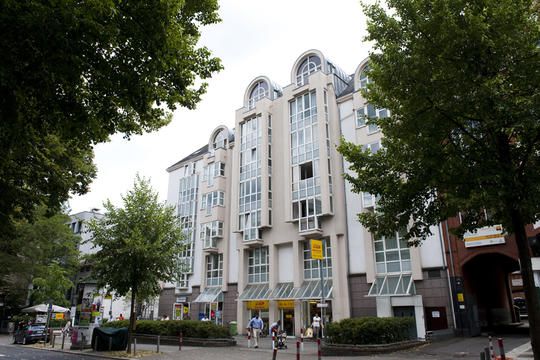 Магазин Гессен, Германия, 1 000 м² - фото 1