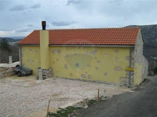 Вилла в Цриквенице, Хорватия, 150 м² - фото 1