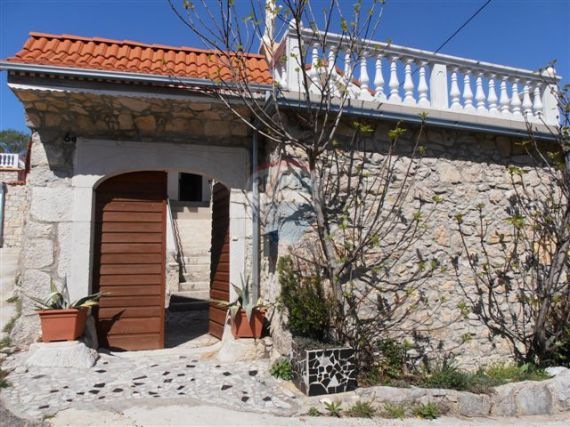 Вилла в Цриквенице, Хорватия, 80 м² - фото 1