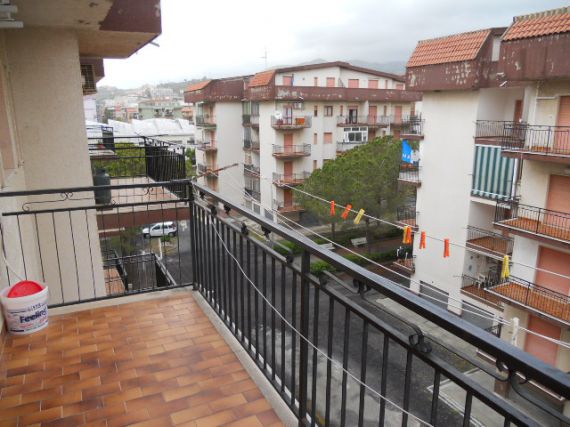 Квартира в Скалее, Италия, 42 м² - фото 1