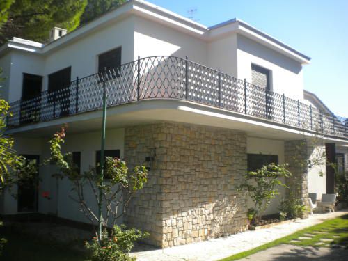 Вилла в Сан-Феличе-Чирчео, Италия, 1 000 м² - фото 1