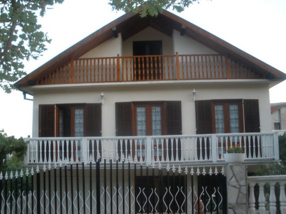 Дом в Ластве, Черногория, 190 м2 - фото 1