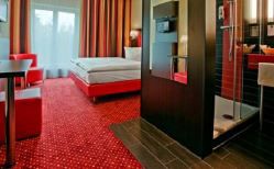 Отель, гостиница в Гамбурге, Германия, 7 950 м2 - фото 1