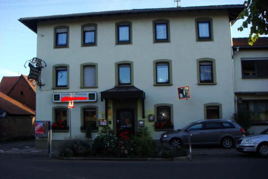 Отель, гостиница в Карлсруэ, Германия, 950 м2 - фото 1