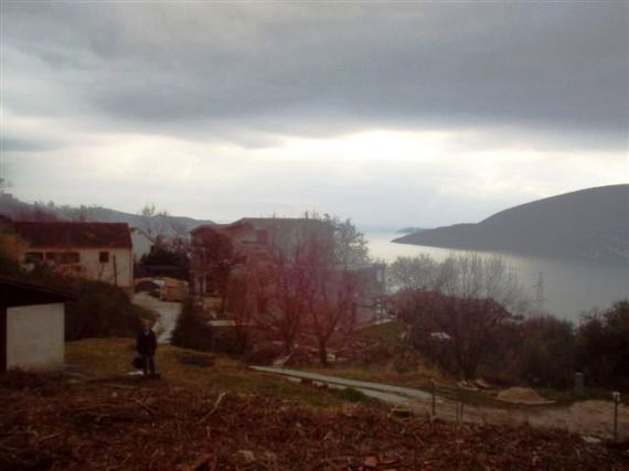 Земля в Херцег-Нови, Черногория, 661 м2 - фото 1