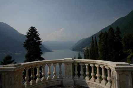 Вилла у озера Комо, Италия, 840 м2 - фото 1