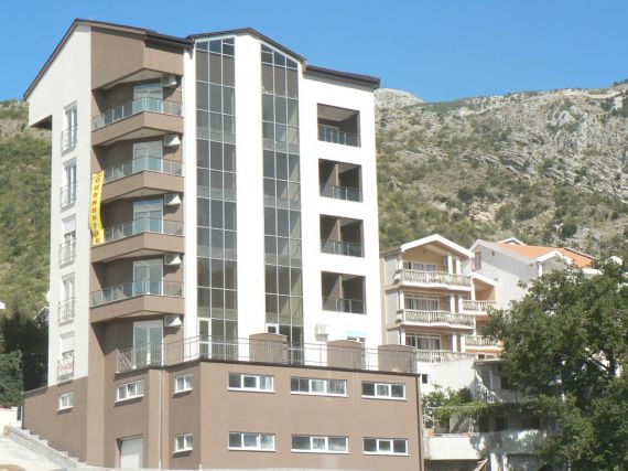 Квартира в Бечичи, Черногория, 49 м2 - фото 1