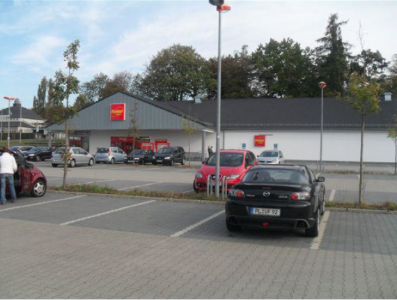 Магазин Саксония, Германия, 1 124 м2 - фото 1