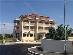 Отель, гостиница в Пуле, Хорватия, 1 700 м2 - фото 1