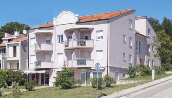 Апартаменты в Пуле, Хорватия, 45 м2 - фото 1