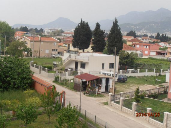 Апартаменты в Баре, Черногория, 52 м2 - фото 1